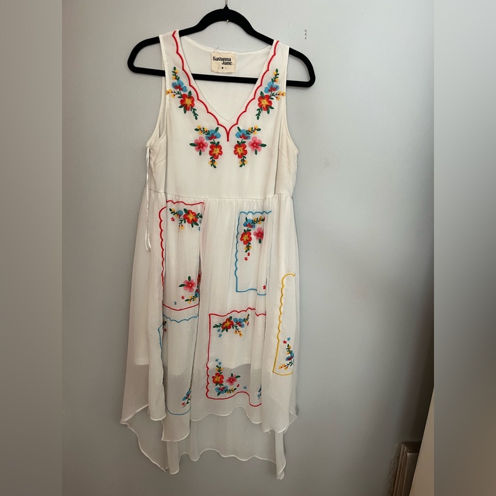 Savanna Jane Embroidered Hanky Dress Size M
